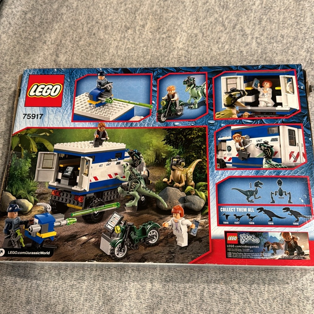 Lego 75917 Raptor Rampage - Picture 2 of 7